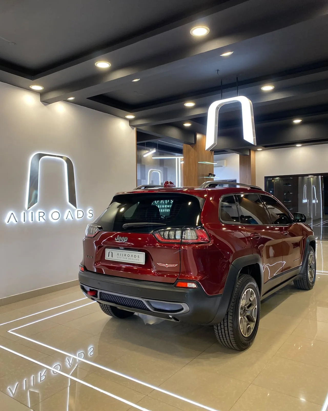 2019 JEEP CHEROKE TRAILHAWK 2020