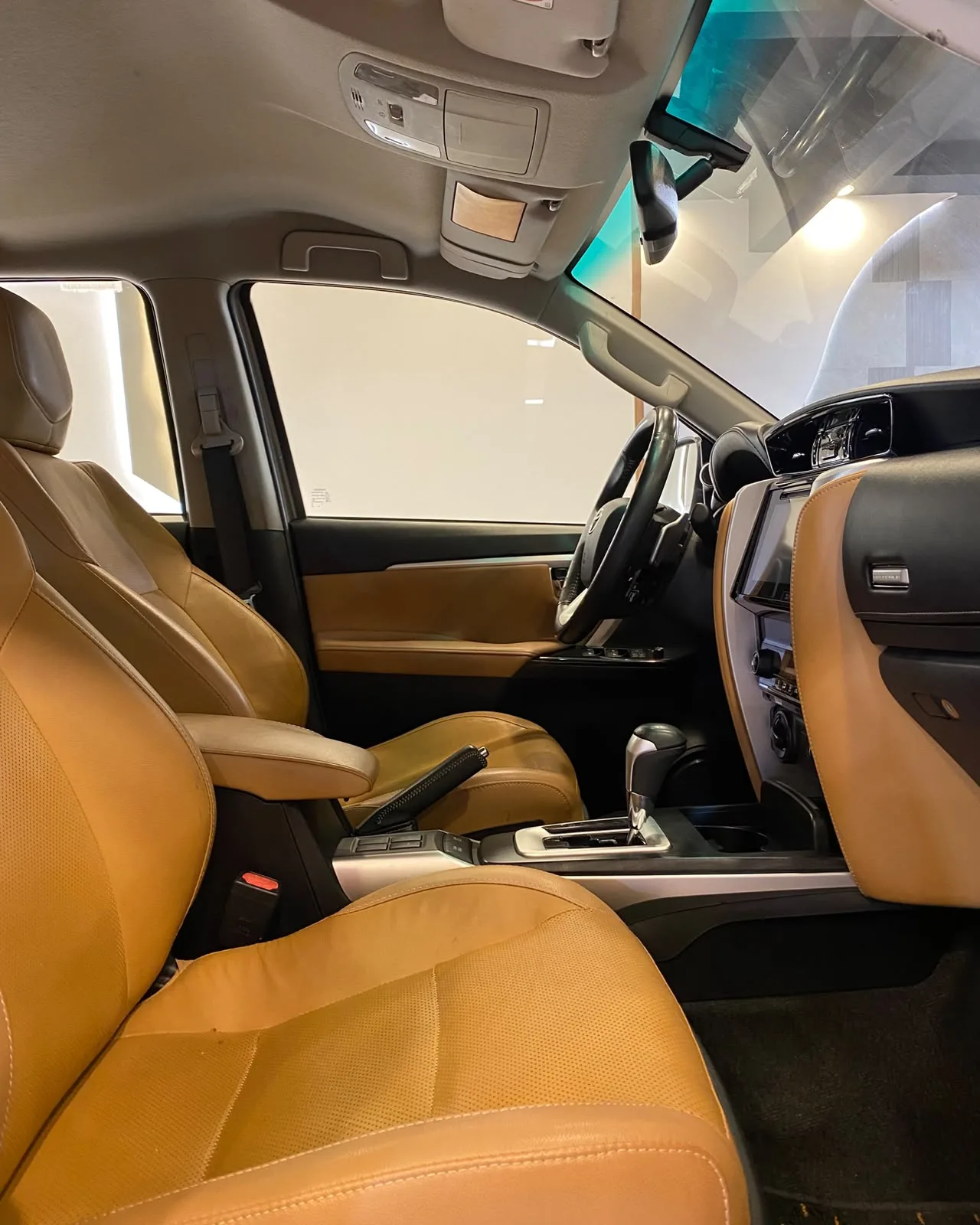 2020 2020 SR5 V6 2020