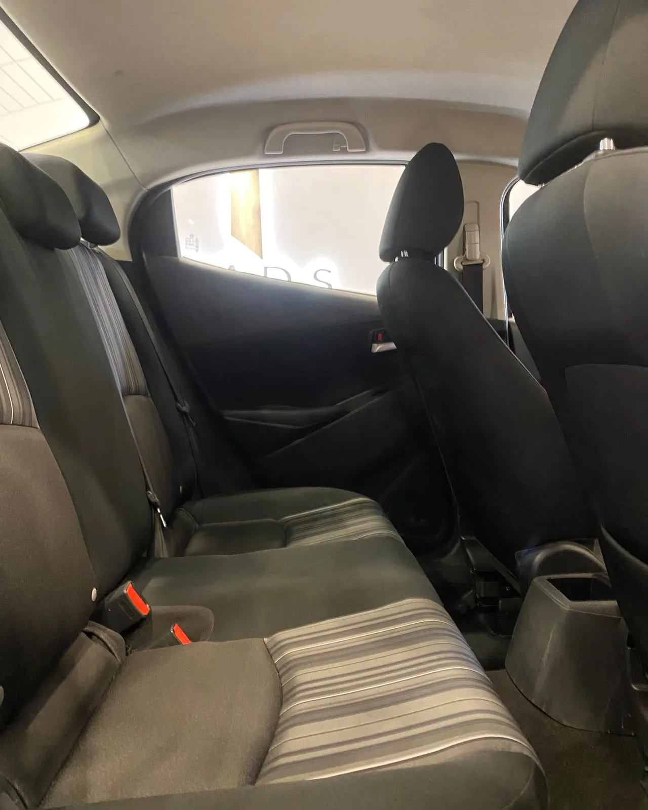 2017 MAZDA 2 2017