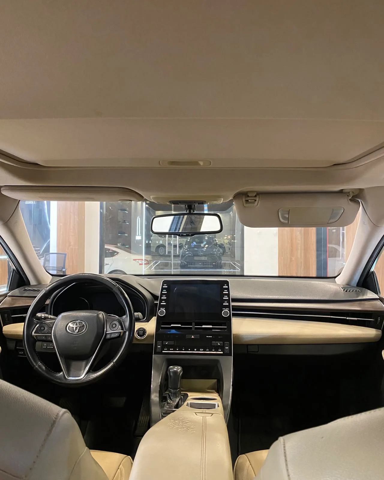 2019 TOYOTA AVALON 2019