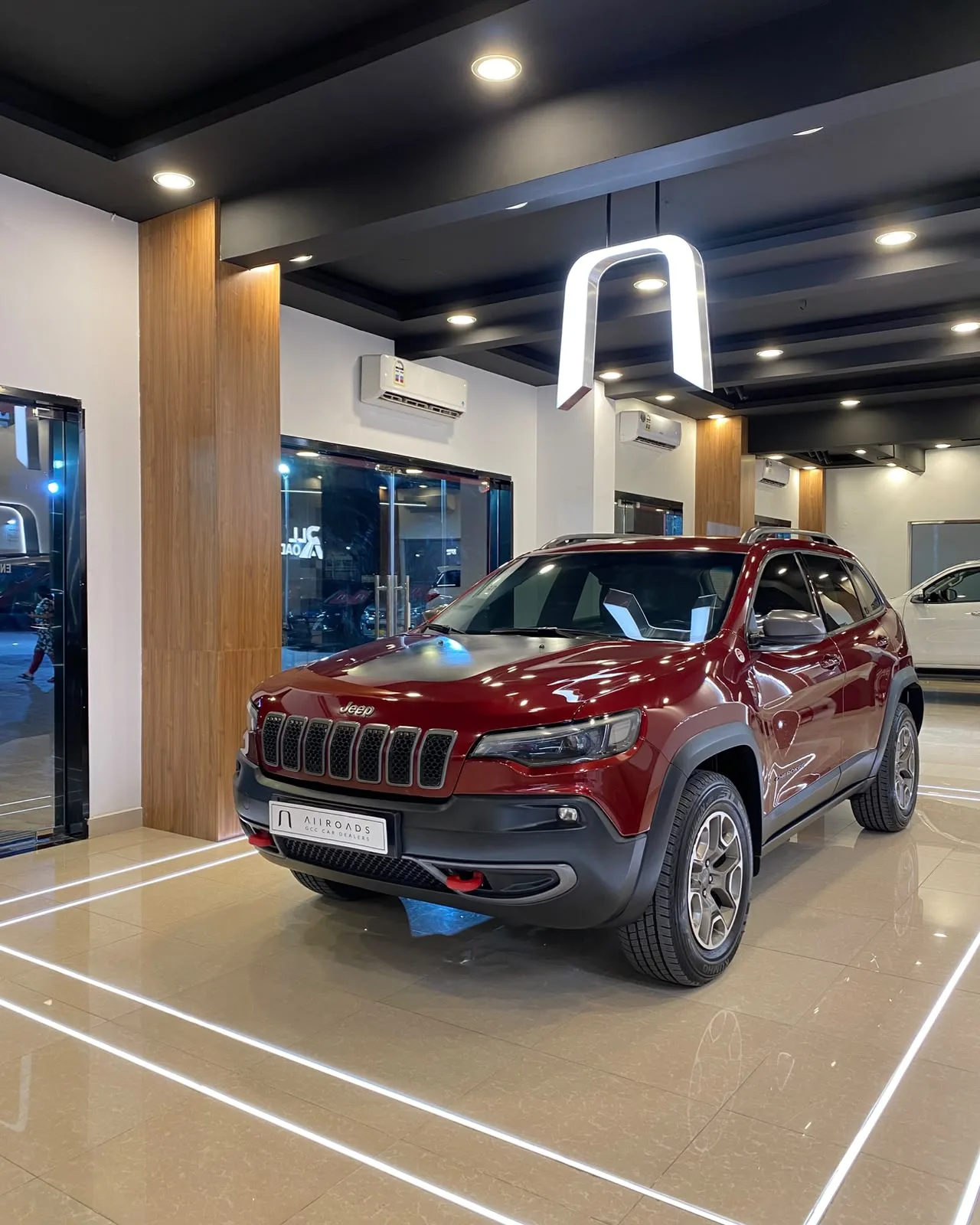 2019 JEEP CHEROKE TRAILHAWK 2020