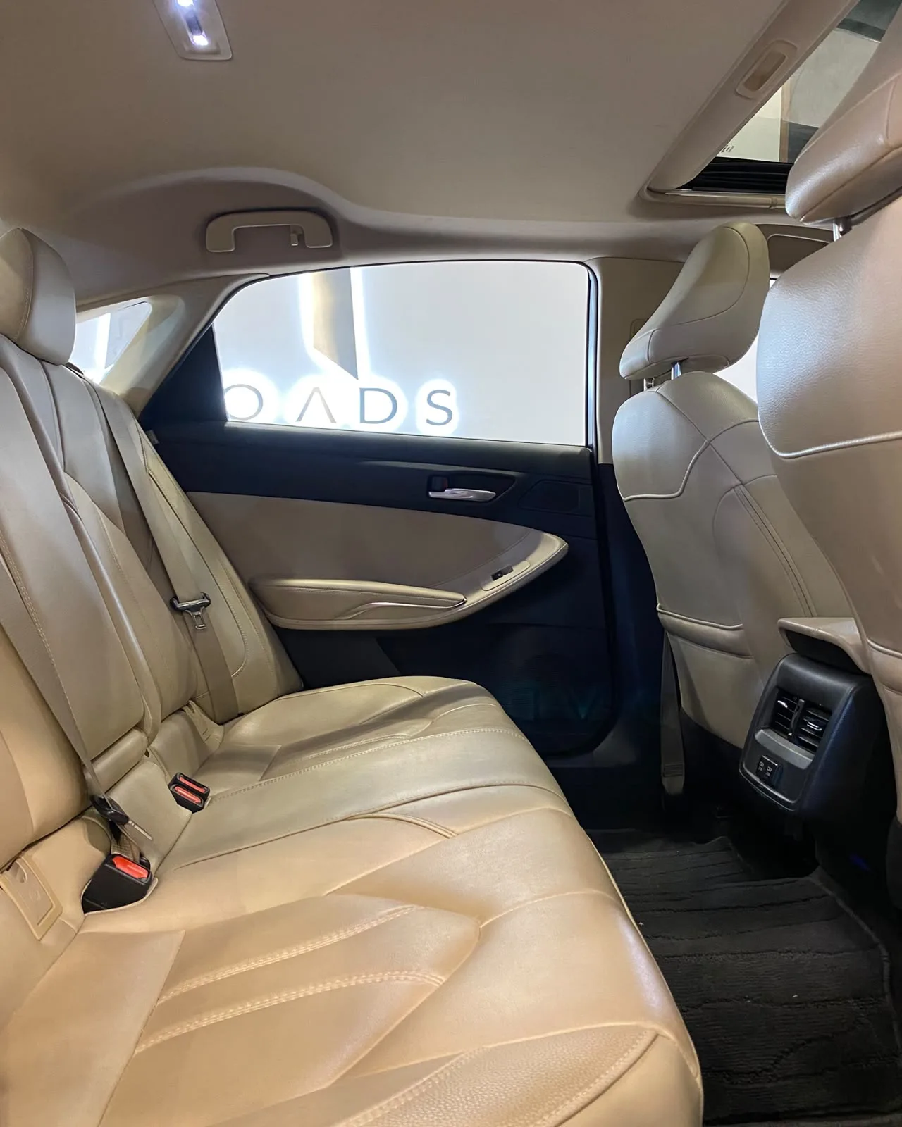 2019 TOYOTA AVALON 2019