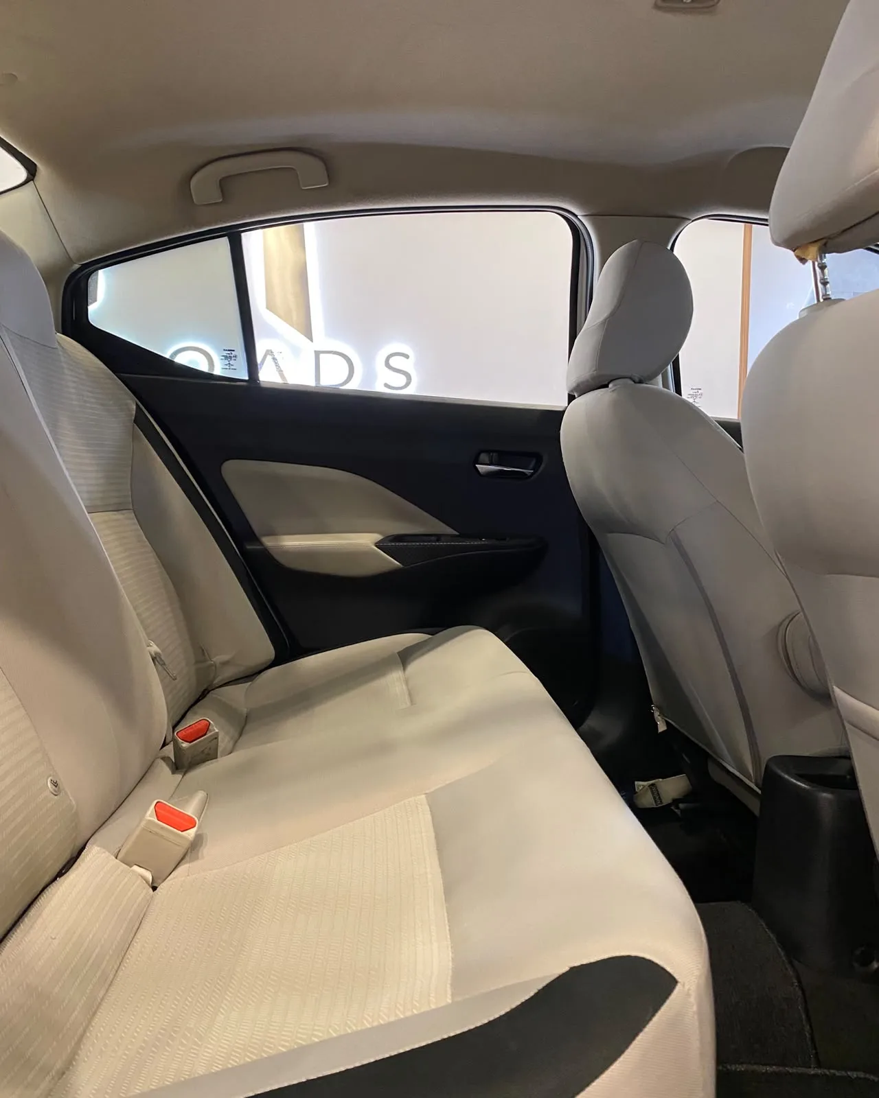 2020 NISSAN صني SUNNY 2020