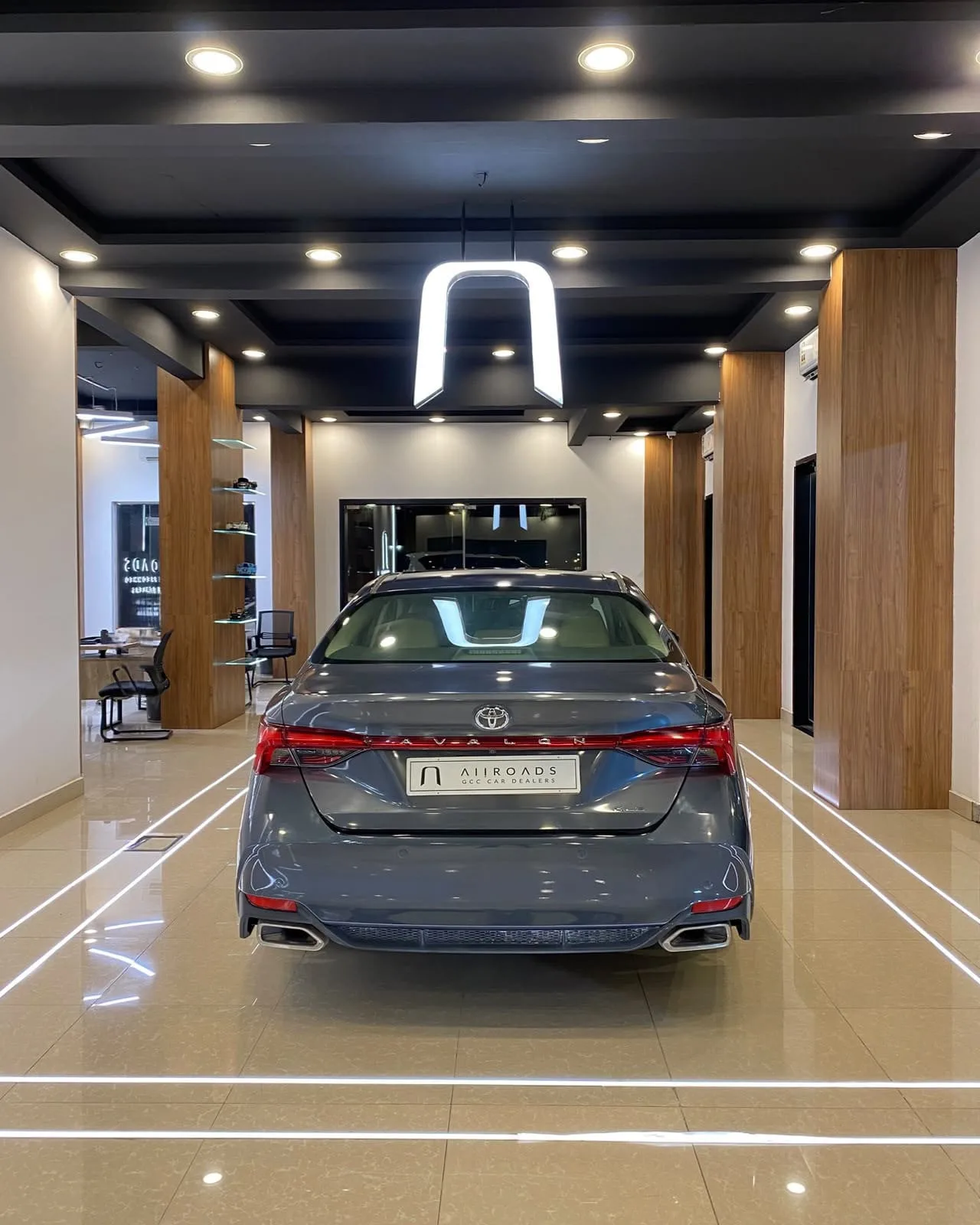 2019 TOYOTA AVALON 2019