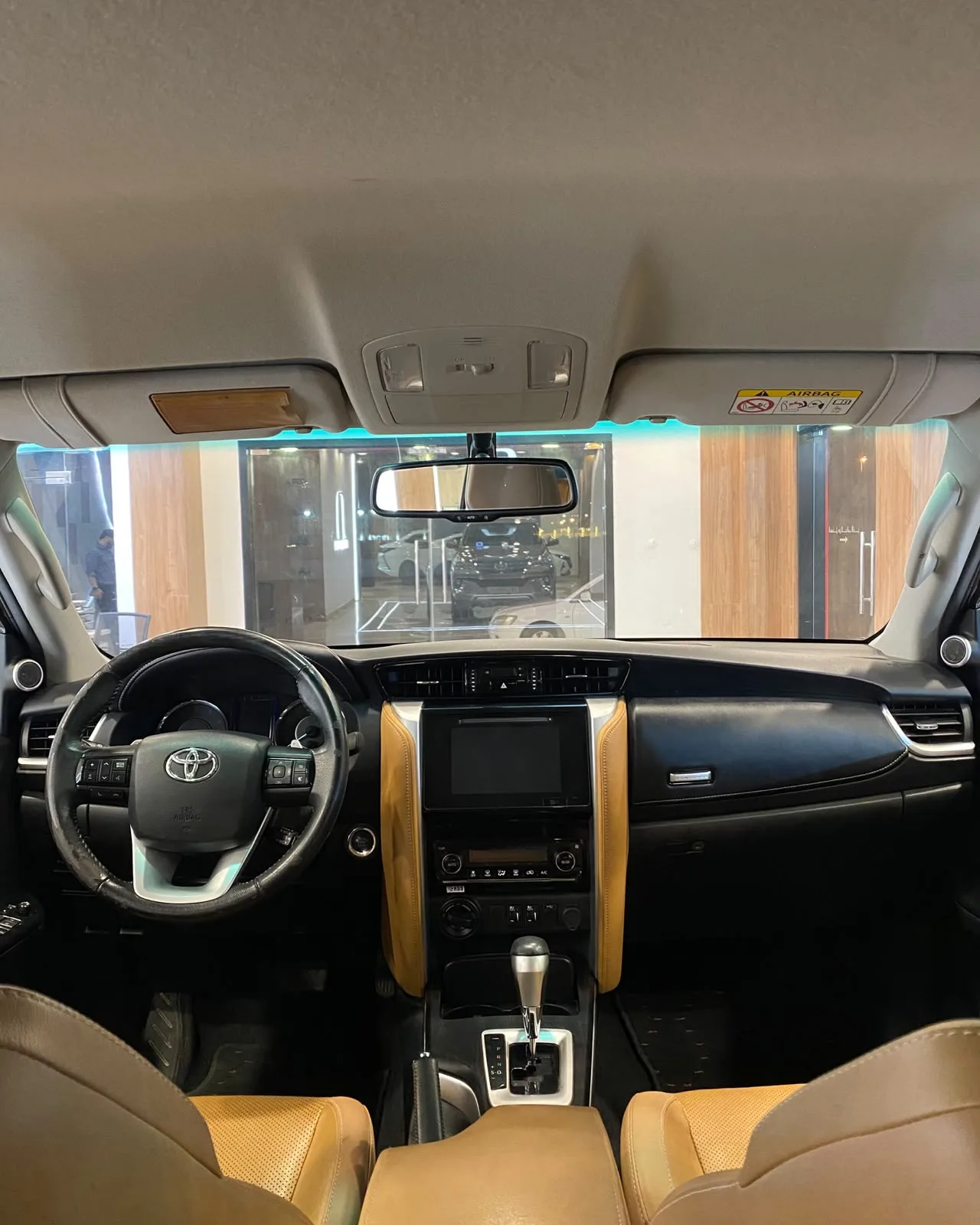 2020 2020 SR5 V6 2020